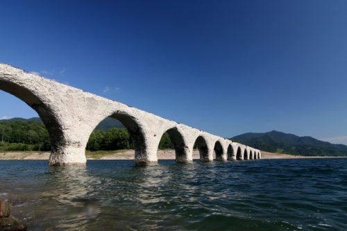 北海道十勝　タウシュベツ橋